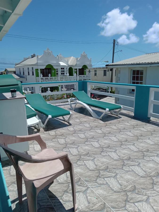 Michand Guest Apartments- Cozy One Or Two Bedroom- 5 Walk Minutes From Airport 10 Mins Drive To Oistins Or Beach Κράιστ Τσερτς Εξωτερικό φωτογραφία